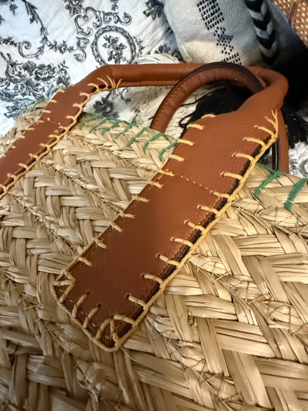 Universal Thread Natural Straw Tote with Brown Handles and Green Trim Like New ! - Picture 8 of 11